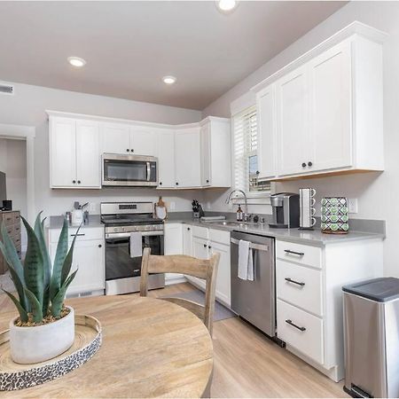 Charming 3-Bedroom In Vibrant New Neighborhood ビリングズ エクステリア 写真
