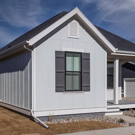 Charming 3-Bedroom In Vibrant New Neighborhood ビリングズ エクステリア 写真