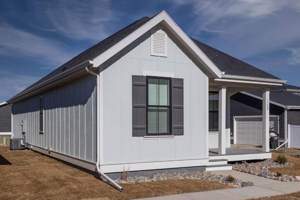 Charming 3-Bedroom In Vibrant New Neighborhood ビリングズ エクステリア 写真